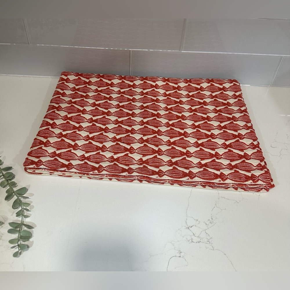 4 SIGRID OLSEN PLACEMATS CREAM ORANGE FISH COTTON POLYESTER NYLON VISCOSE 12x18"